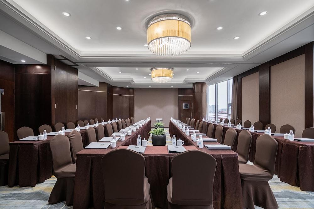 Minshan Lhasa Grand Hotel Chengdu Bagian luar foto