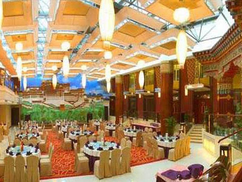 Minshan Lhasa Grand Hotel Chengdu Bagian luar foto